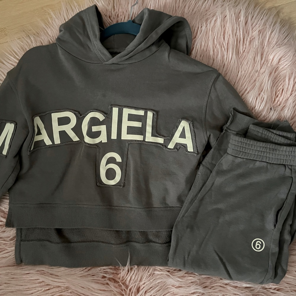 (MM6) Maison Margiela Sweat Suit Kids Size 6